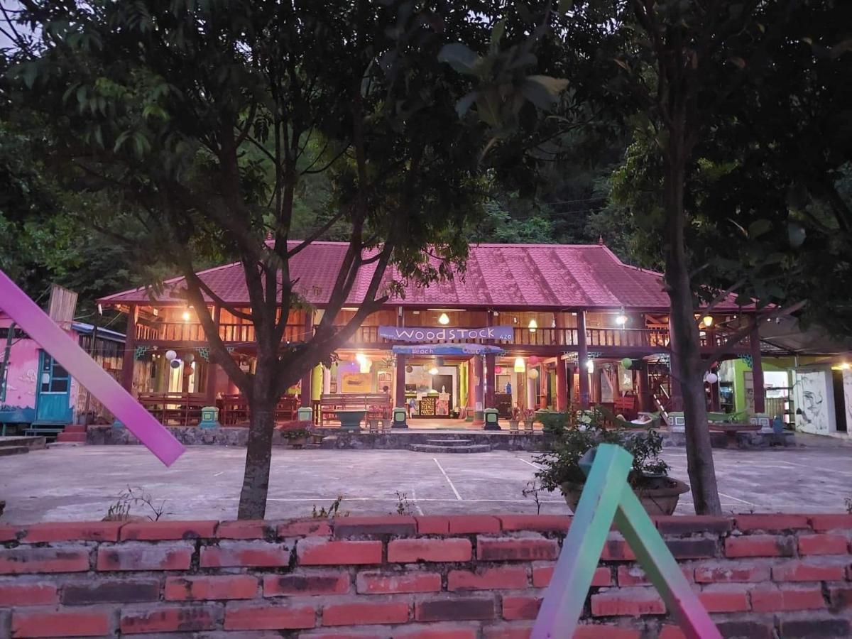 Woodstock Beach Camp Hien Hao ภายนอก รูปภาพ