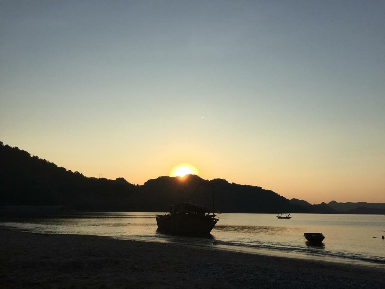 Woodstock Beach Camp Hien Hao ภายนอก รูปภาพ